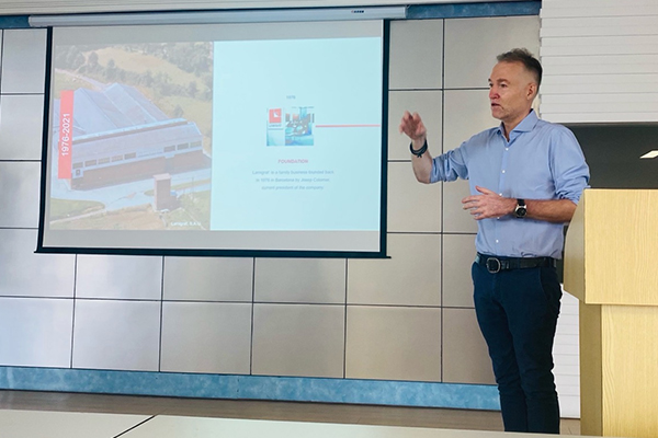 گروه Boda از هر شنبه به عنوان روز مطالعه برای آموزش مهارت های مختلف استفاده می کند